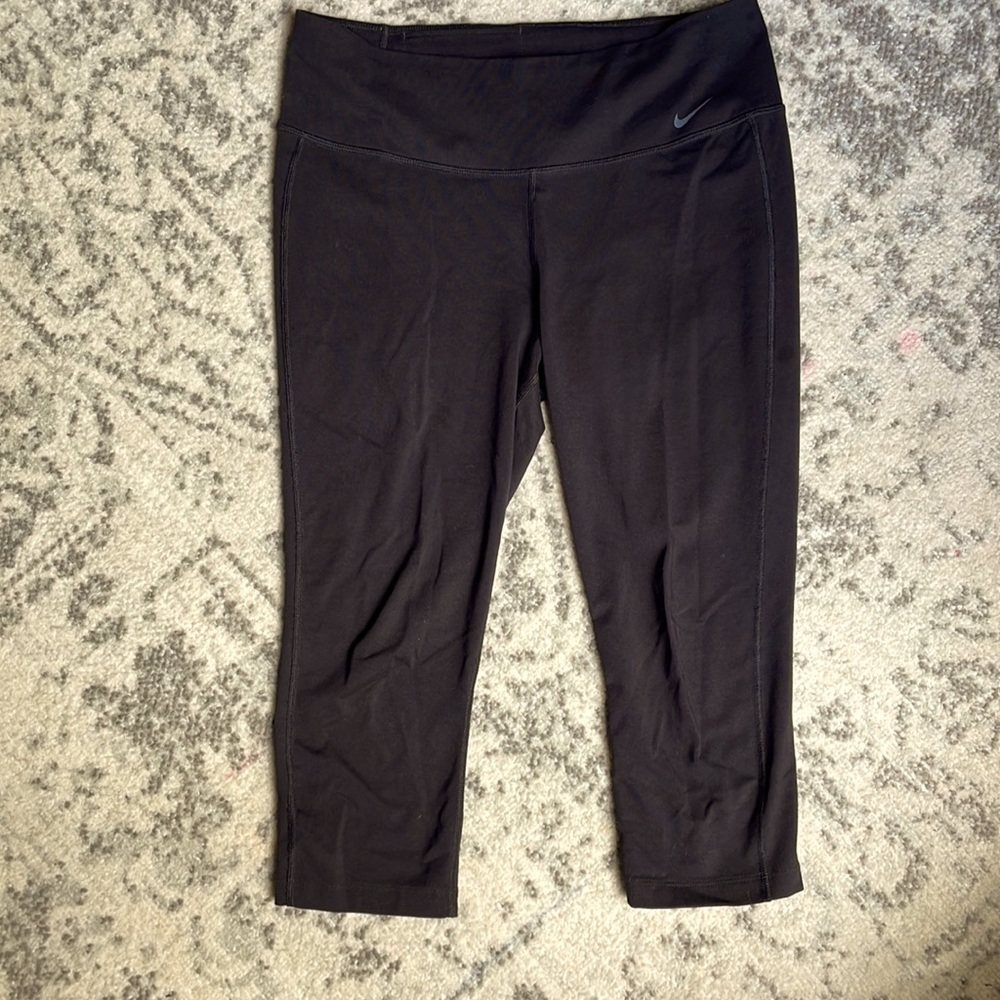 NIKE DRI-FIT capri black leggings LG